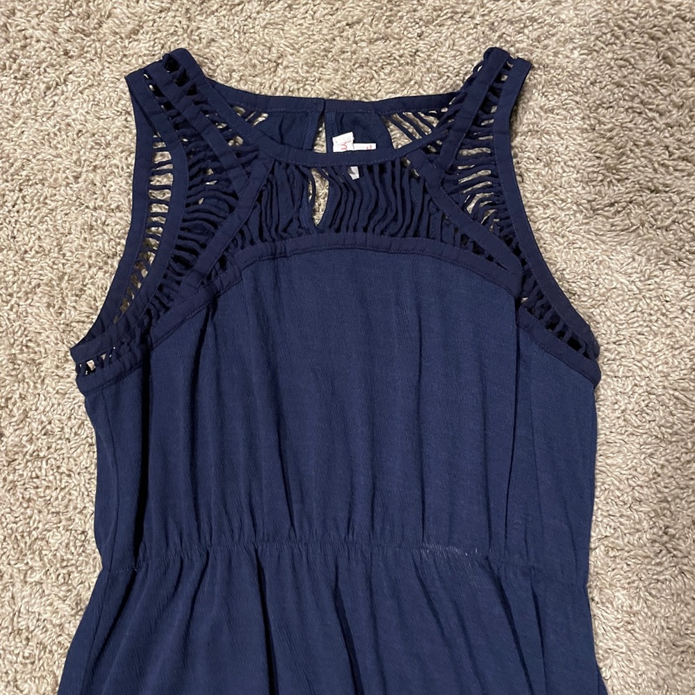 Pixley Dress - Picture 2 of 3